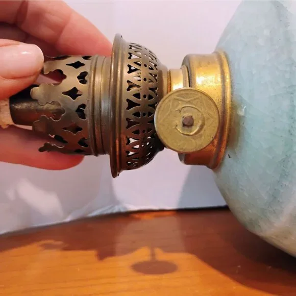 Vintage Seafoam Green Ceramic Studio Pottery Oil Lamp With Ornate Brass Coronet - Picture 5 of 9